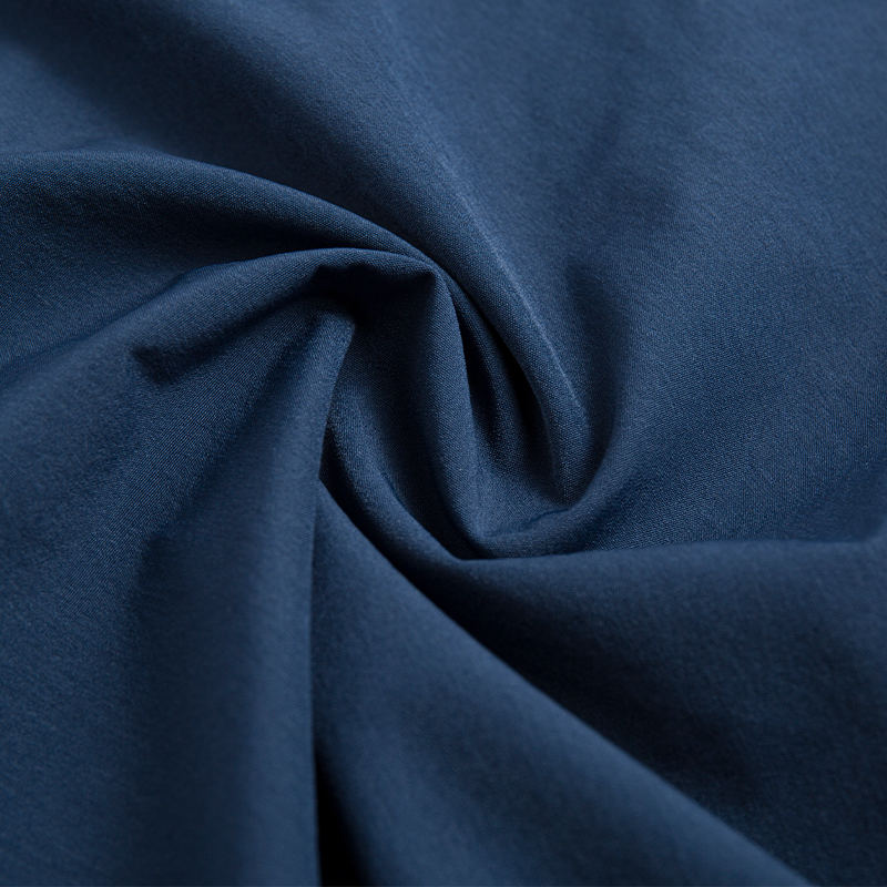 Tessuto C0DWR twist in nylon a 4 direzioni con trama elasticizzata da 125 g/m²
