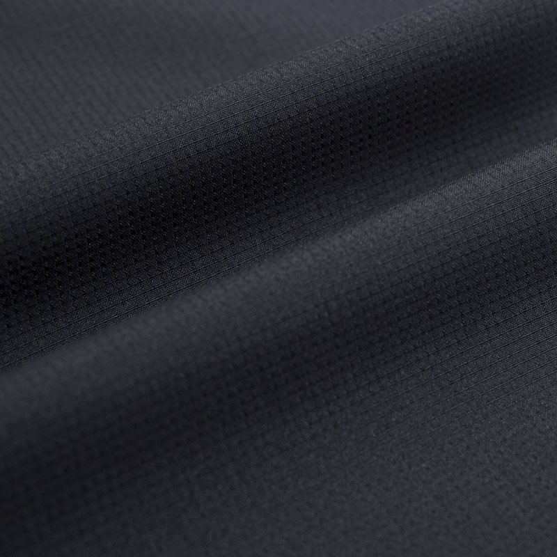 Tessuto in filato Midpoint-Cool con griglia opaca da 85 g/m²